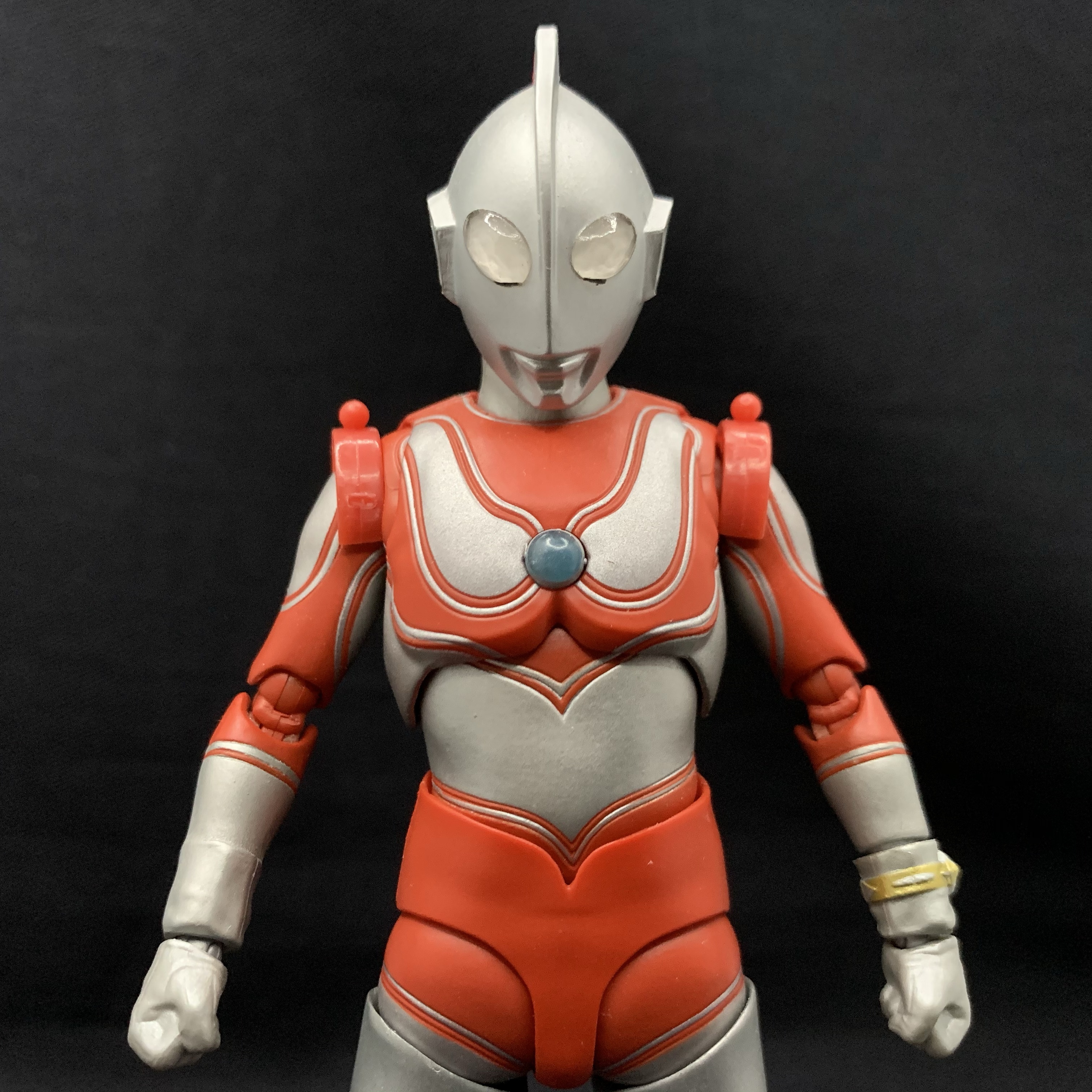 簡易レビュー】S.H.Figuarts ブラザーズマント – Ultra-arts Fan