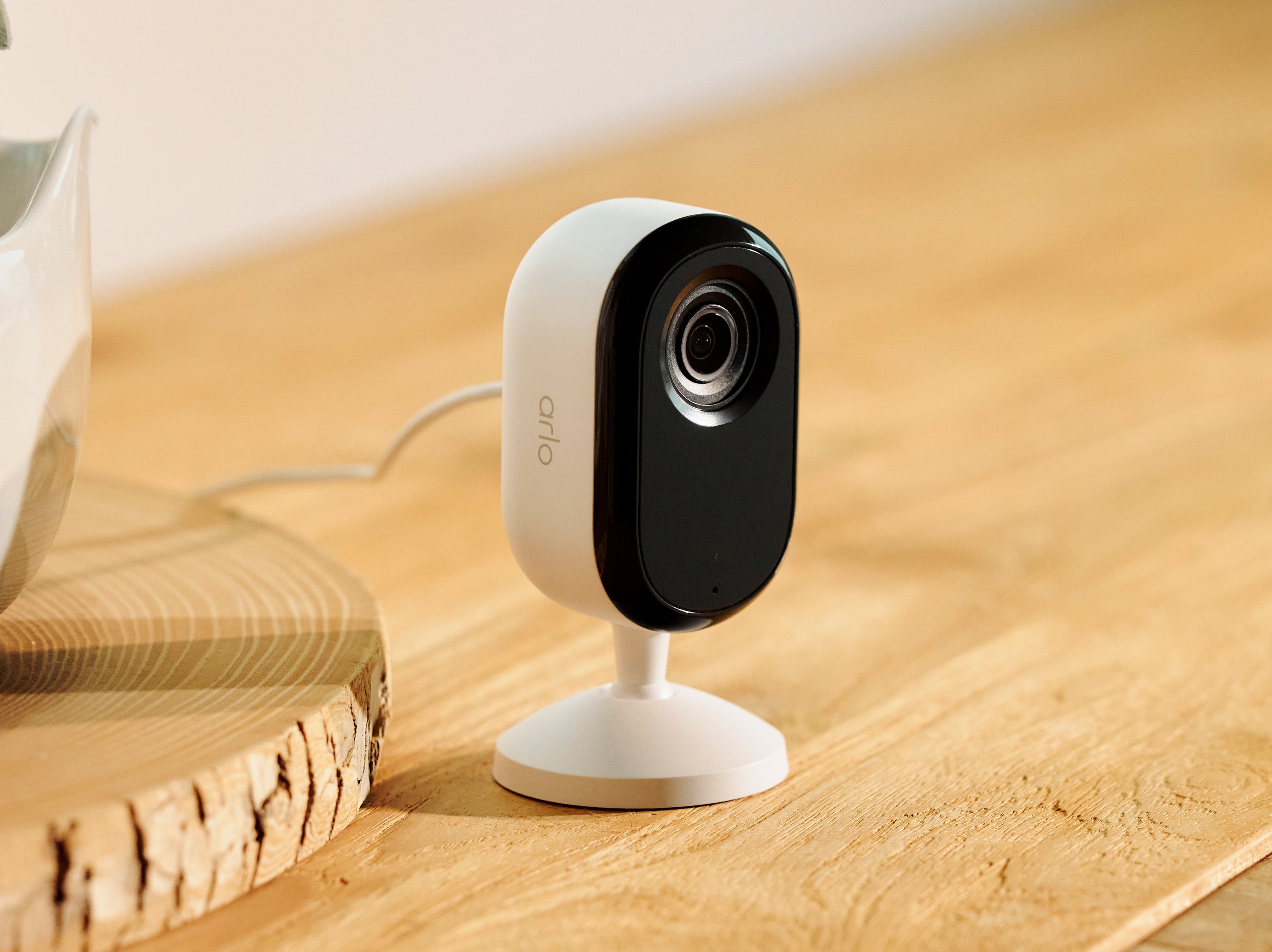 Essential Indoor Security Camera 2K (3rd Gen) | Arlo
