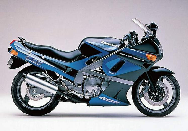 Kawasaki ZZR 600 (ZX600 E1 - E7) – Ventura