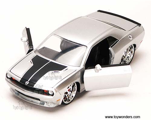 Jada Toys Bigtime Muscle - Dodge Challenger SRT8 (2008, 1:24