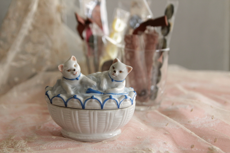 レア ドイツ アンティーク ねこ アンティークボンボニエール ネコ
