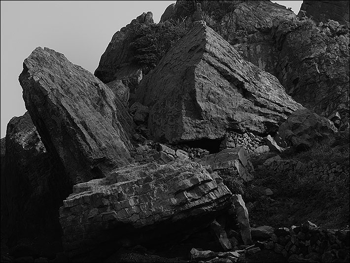 湊の立神岩 --- 巨石巡礼 |||