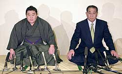 写真特集1 引退・横綱若乃花