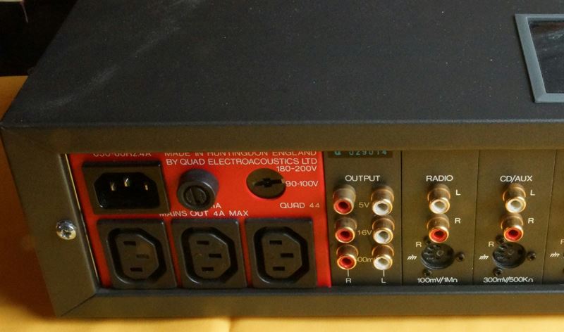英国 名作 QUAD44プリアンプ後期型 アナログ盤好きな方にオススメCD