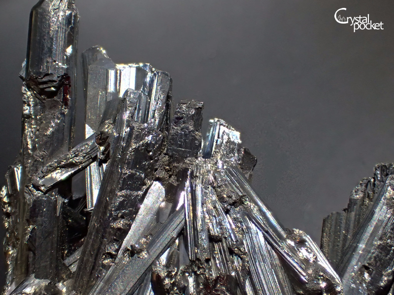 STIBNITE スティブナイト 輝安鉱 市ノ川鉱山 - クリスタルポケット