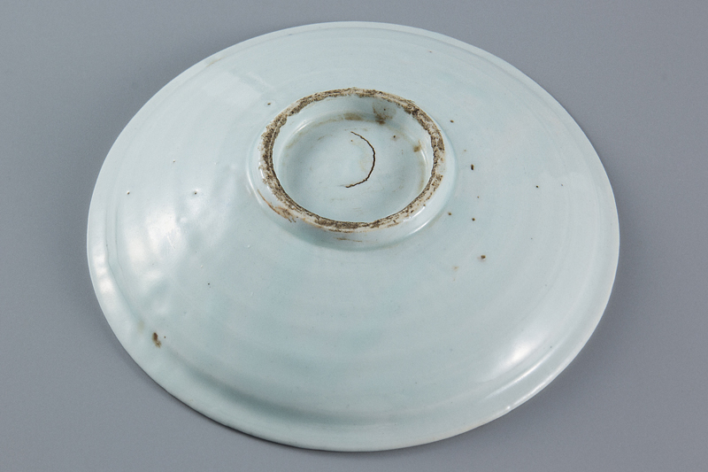 73 初期伊万里染付吹墨兎文皿 古伊万里 吹墨筆筒