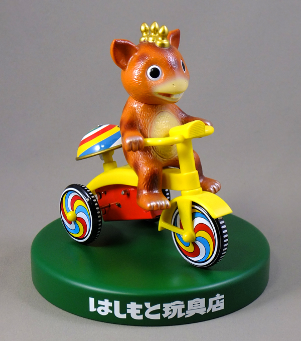 ロゴ入り木製台座を使って楽しく飾ろう！！ | 新潟の大人も子供も