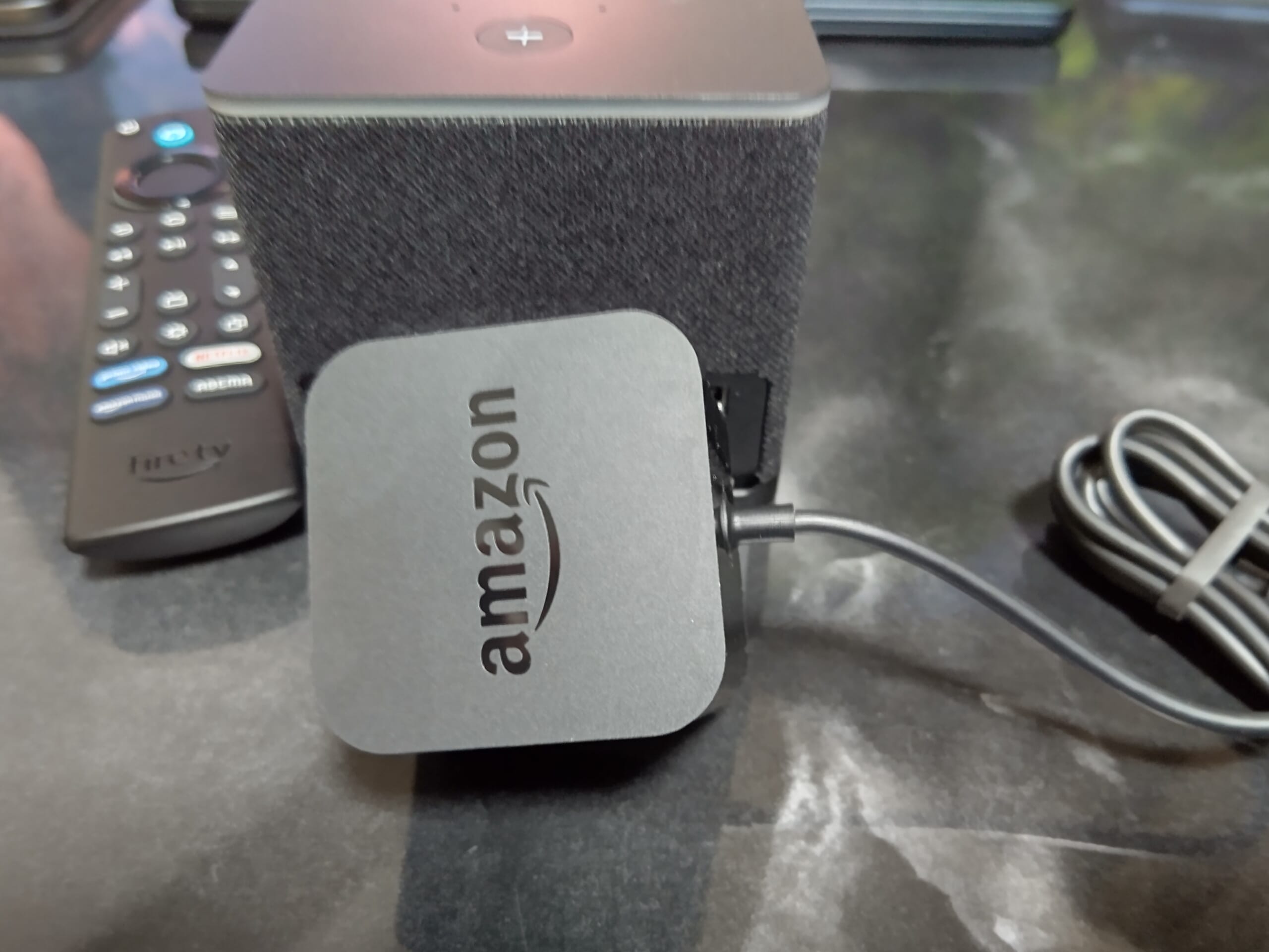 スピーカー・ウーファー Amazon fire tv cube Amazon、ハンズフリーで