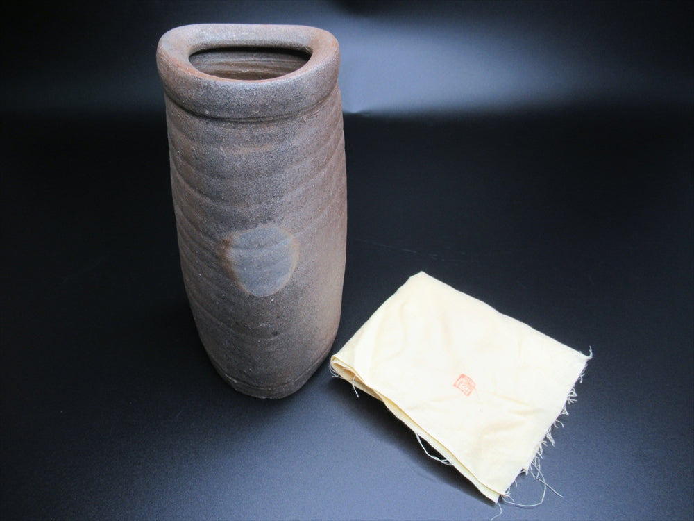 備前焼 小西陶蔵造 緋襷窯変 造形急須 黄銅打出し提手土瓶 共箱 茶道具