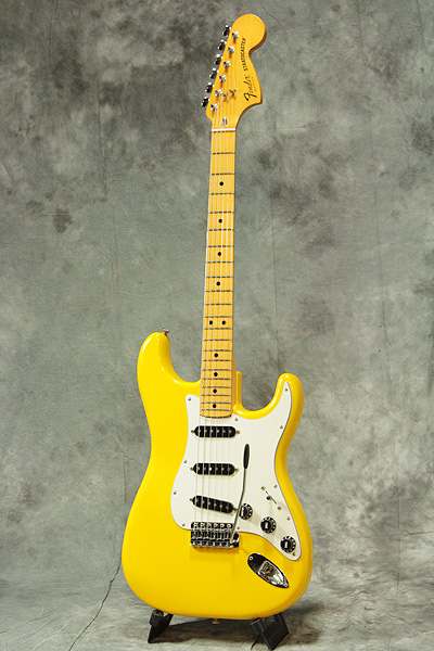 ストラトキャスター イエロー