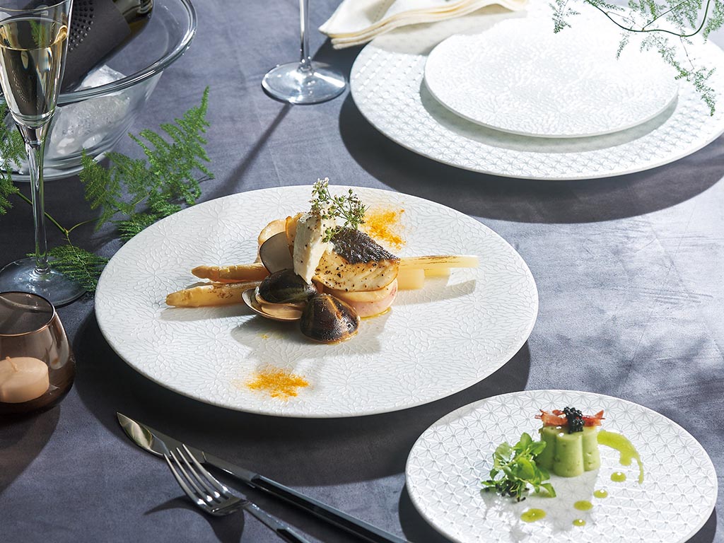 白中華｜カネスズセラミック株式会社