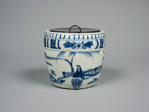 古染付水指- Kyoto Ohto Antique Art Association