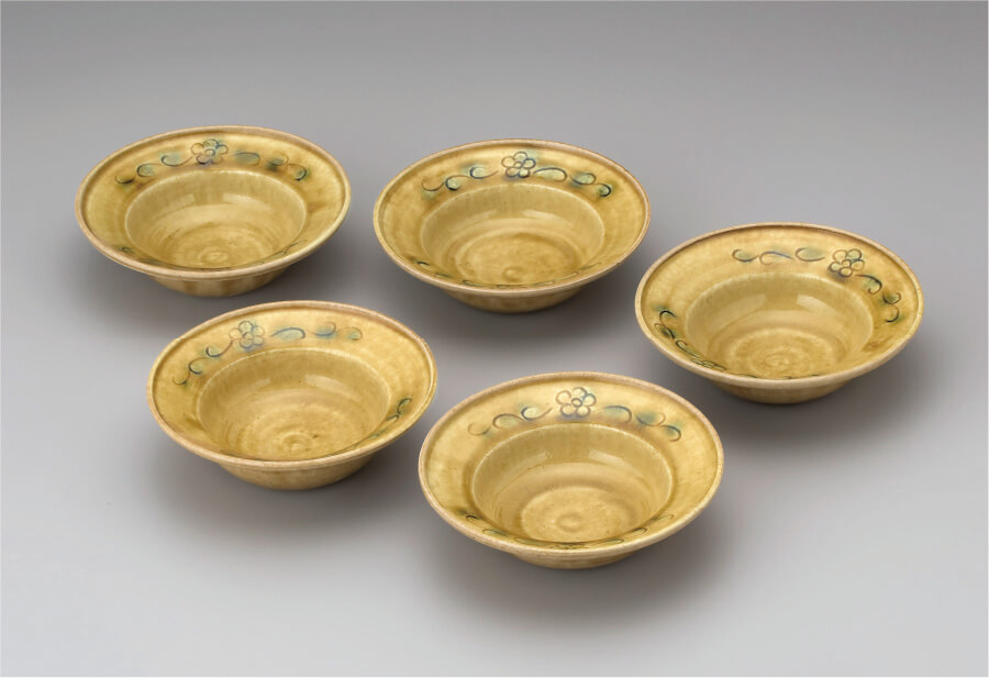 ◇ 五代 加藤幸兵衛 本人作 黄瀬竹形花瓶 黄瀬戸 四方桟共箱 本物保証◇