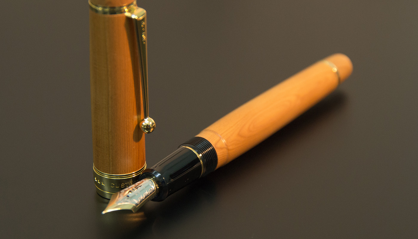 レビュー】高級感、書き味共に最強の国産万年筆『PILOT カスタム 一位