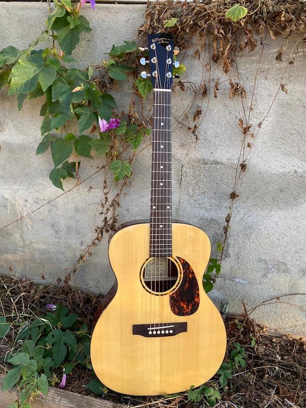 Duplicate UPC: Recording King RO-G6 Solid Top 14th Fret 000