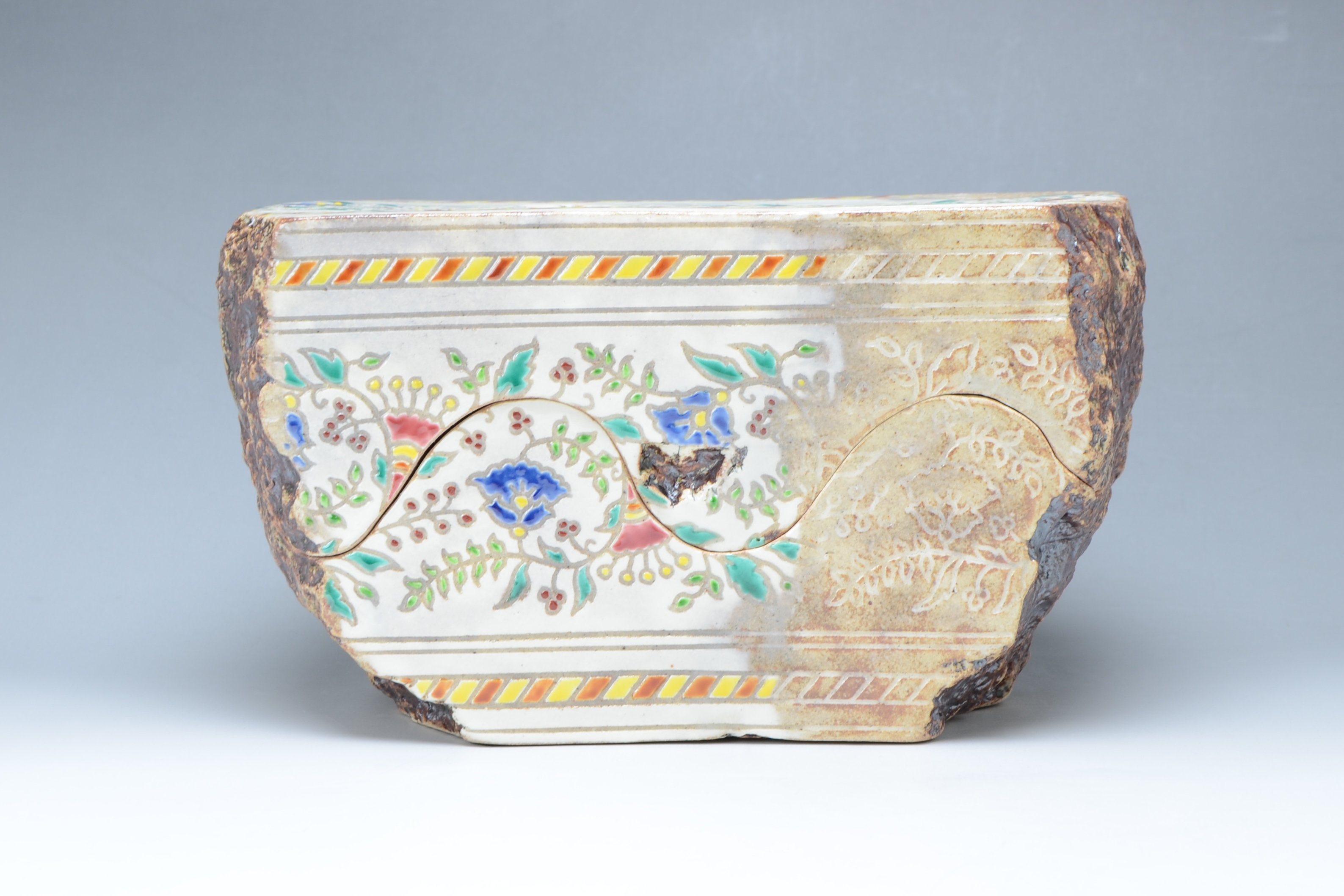 皿□魚 貝 【番浦史郎】ばんうらしろう ピンク 京焼 土物 時代物 骨董