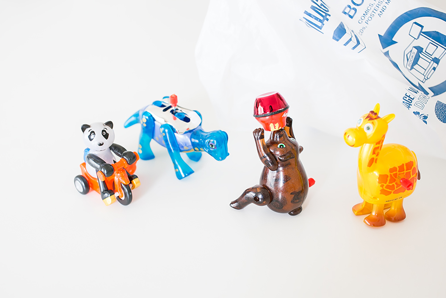 クレイジーな動きのゼンマイ仕掛けのオモチャ・Z Wind Ups