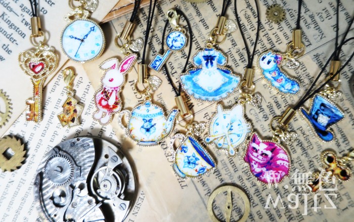 不思議ノ国のアリスシリーズ チェシャ猫 ストラップ（ピンク） by W