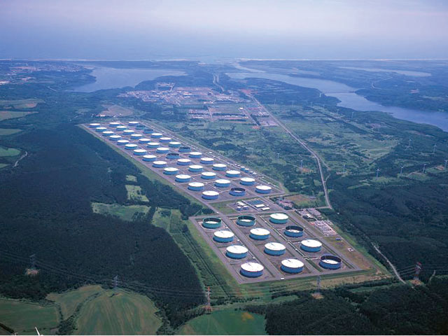 六ヶ所村次世代エネルギーパーク｜見学施設｜むつ小川原国家石油備蓄基地