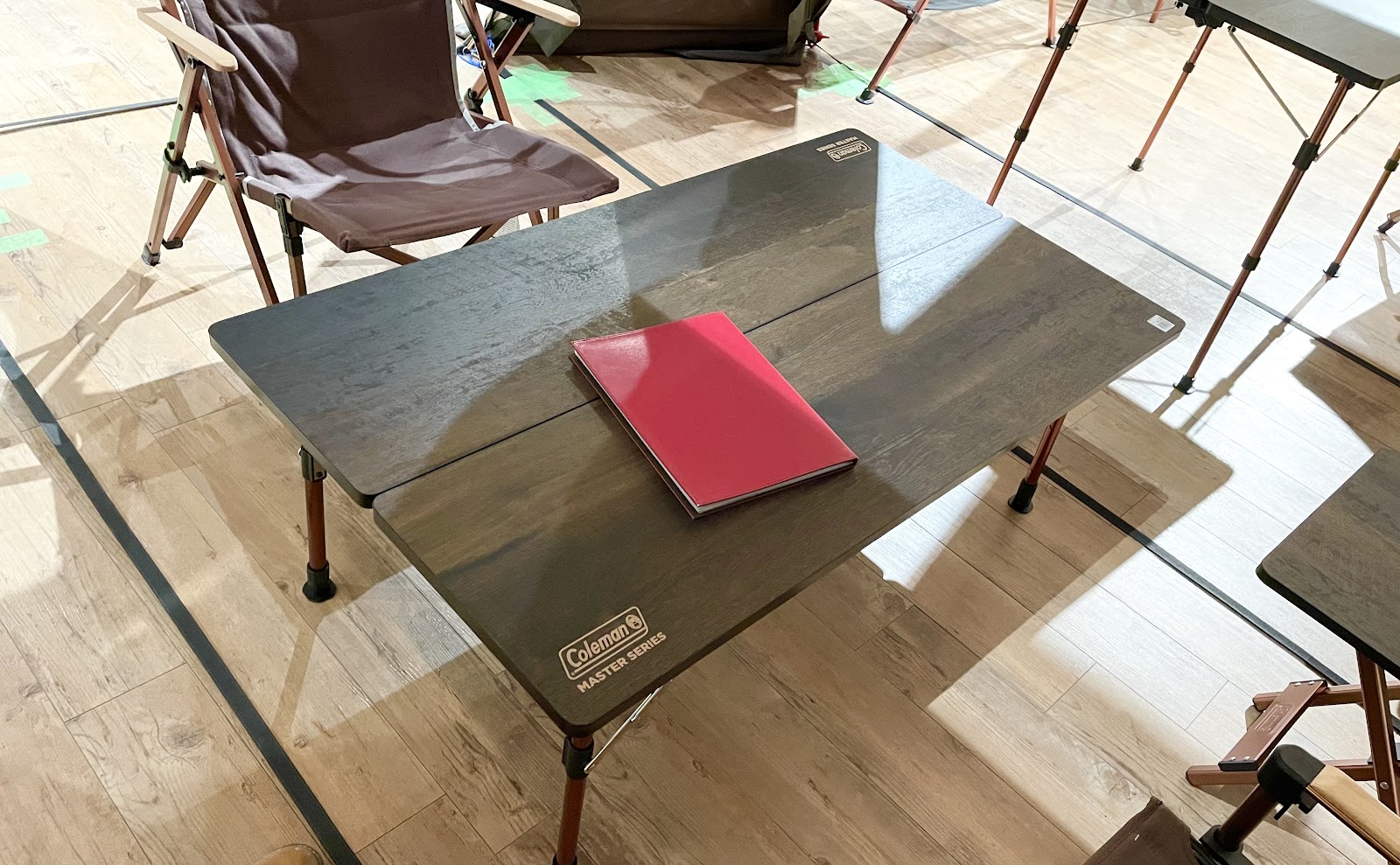 コールマンColeman マスターシリーズ バタフライテーブル90 Coleman