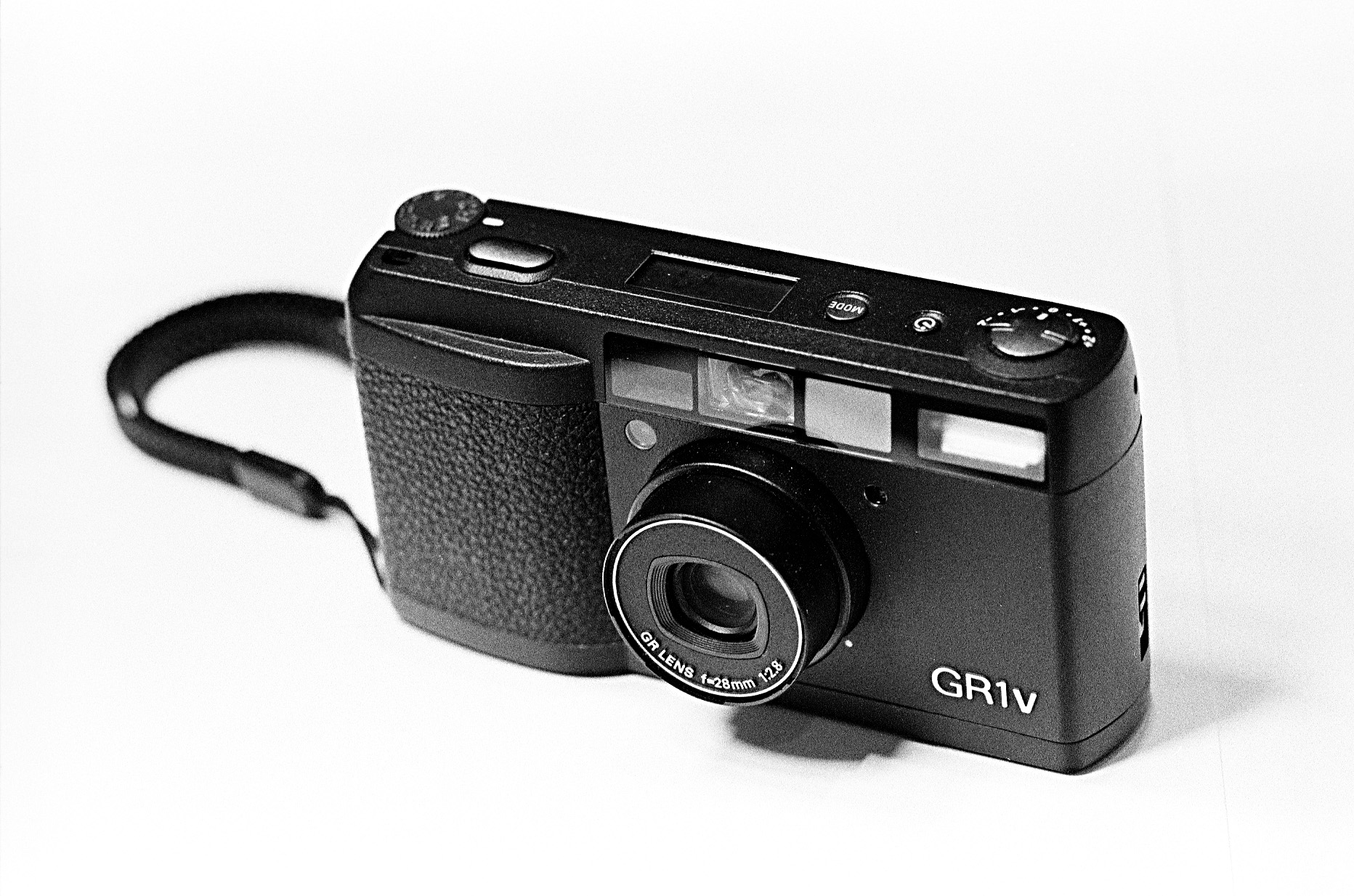 Ricoh GR1v • 125px