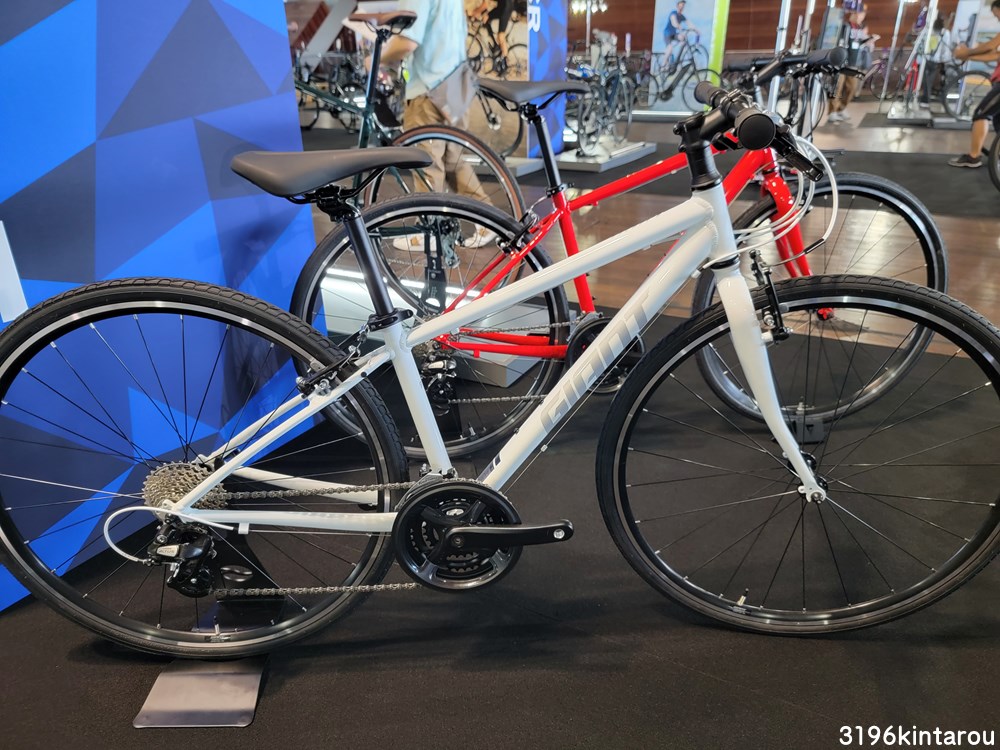 GIANT ESCAPE R3 クロスバイク sizeXS ジャイアント グレーカラー 2022