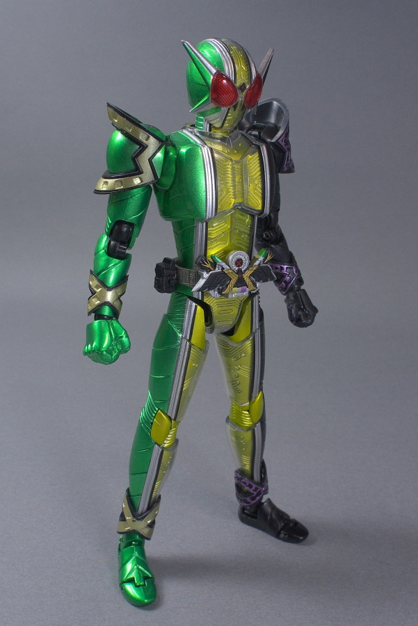 □ 魂ウェブ商店限定SHFiguarts 仮面ライダーW ゴールドエクストリーム