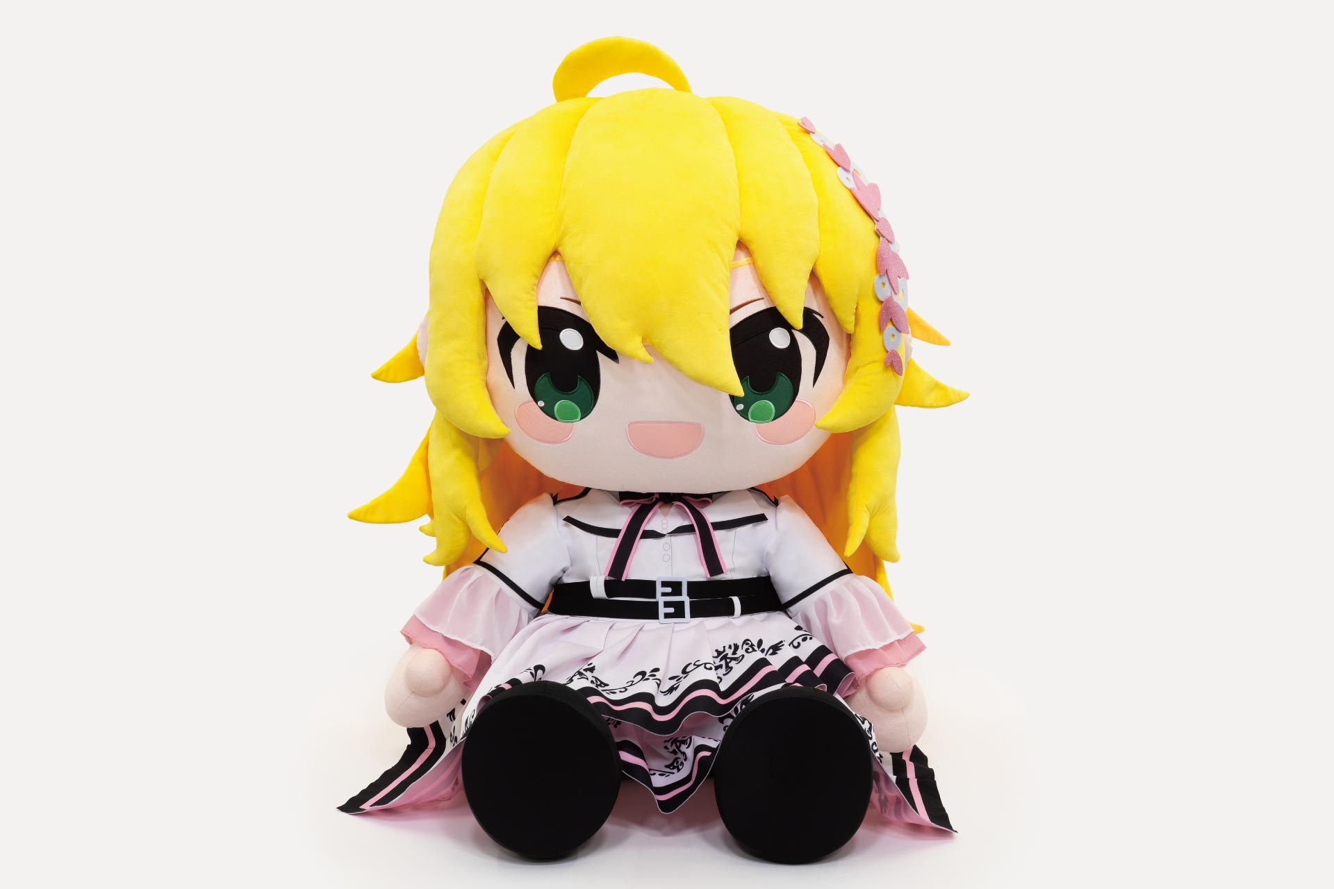 どきゅーと 『THE IDOLM@STER』 超特大ぬいぐるみ 星井美希｜TAITO