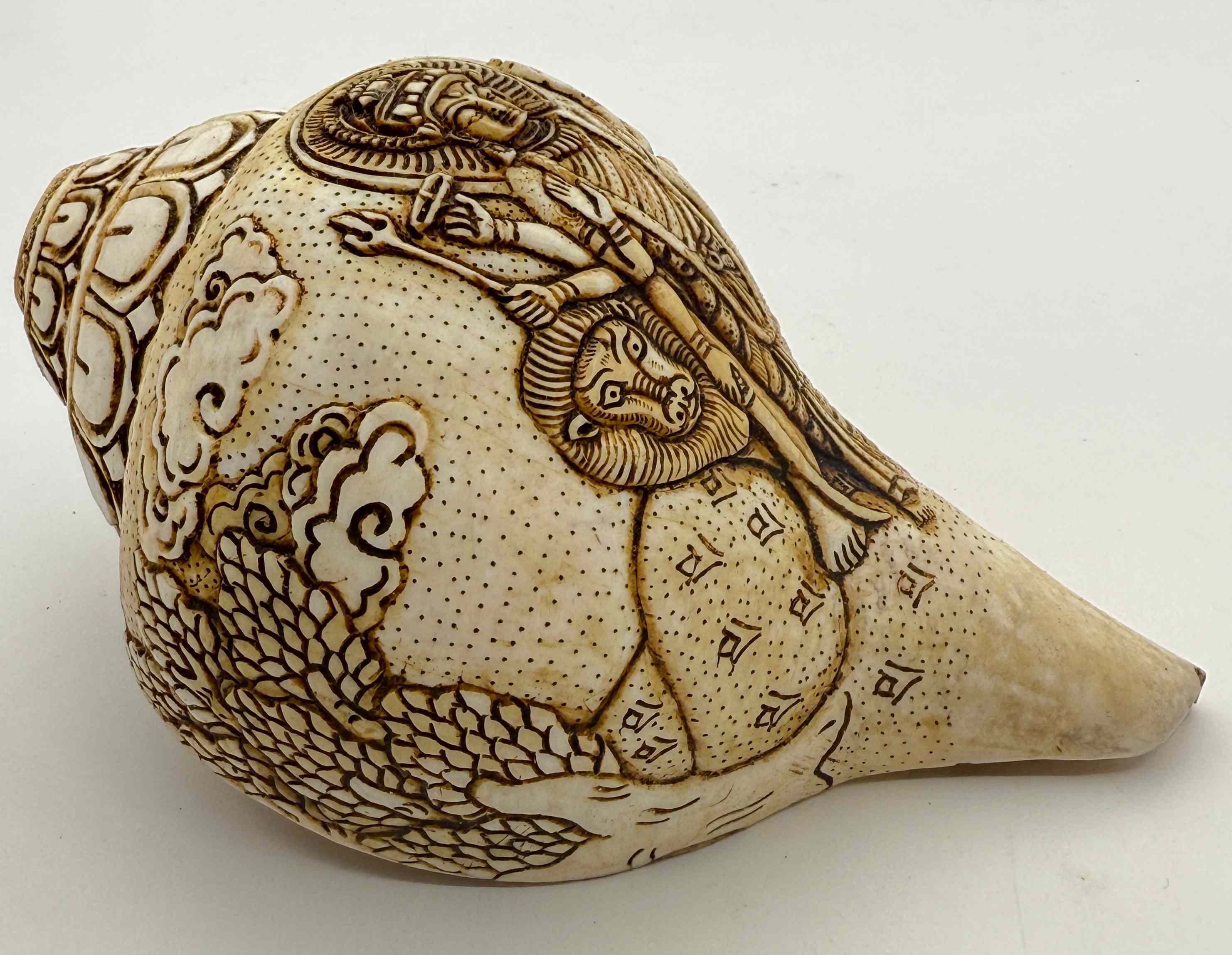 ◇チベット密教法具 法螺貝（シャンカ）・ハヌマーン 1 チベット密教法