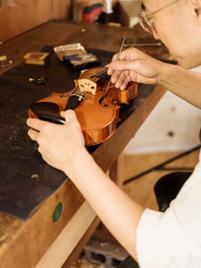 バイオリン弓 毛替え – Atelier Tetsu Suzuki｜東京都世田谷区