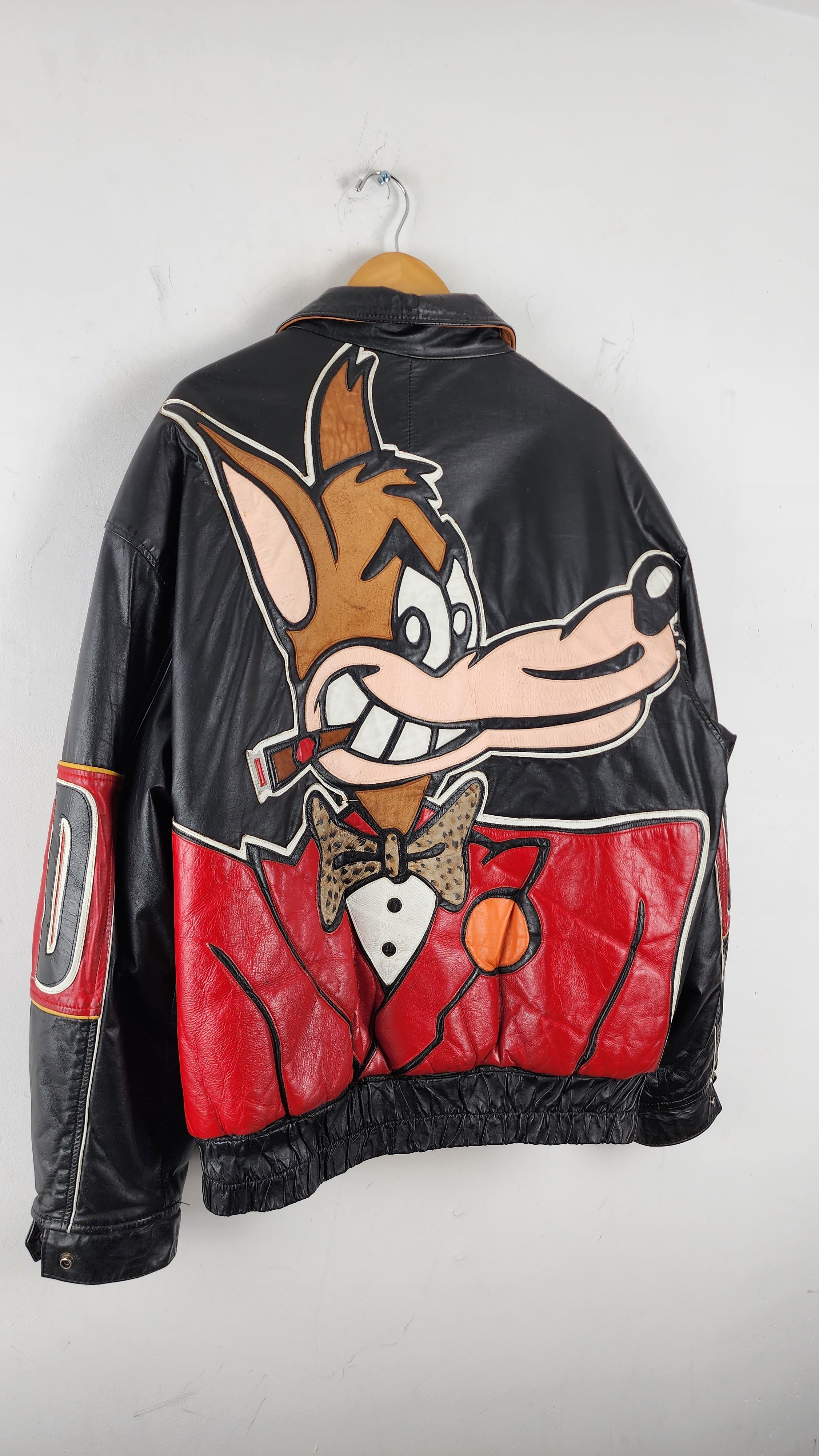 90s vintage looney tunes leather jacket 【公式通販】