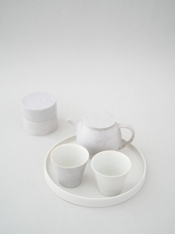 桑原典子 – お茶の時間に - JOURNAL - THE STABLES