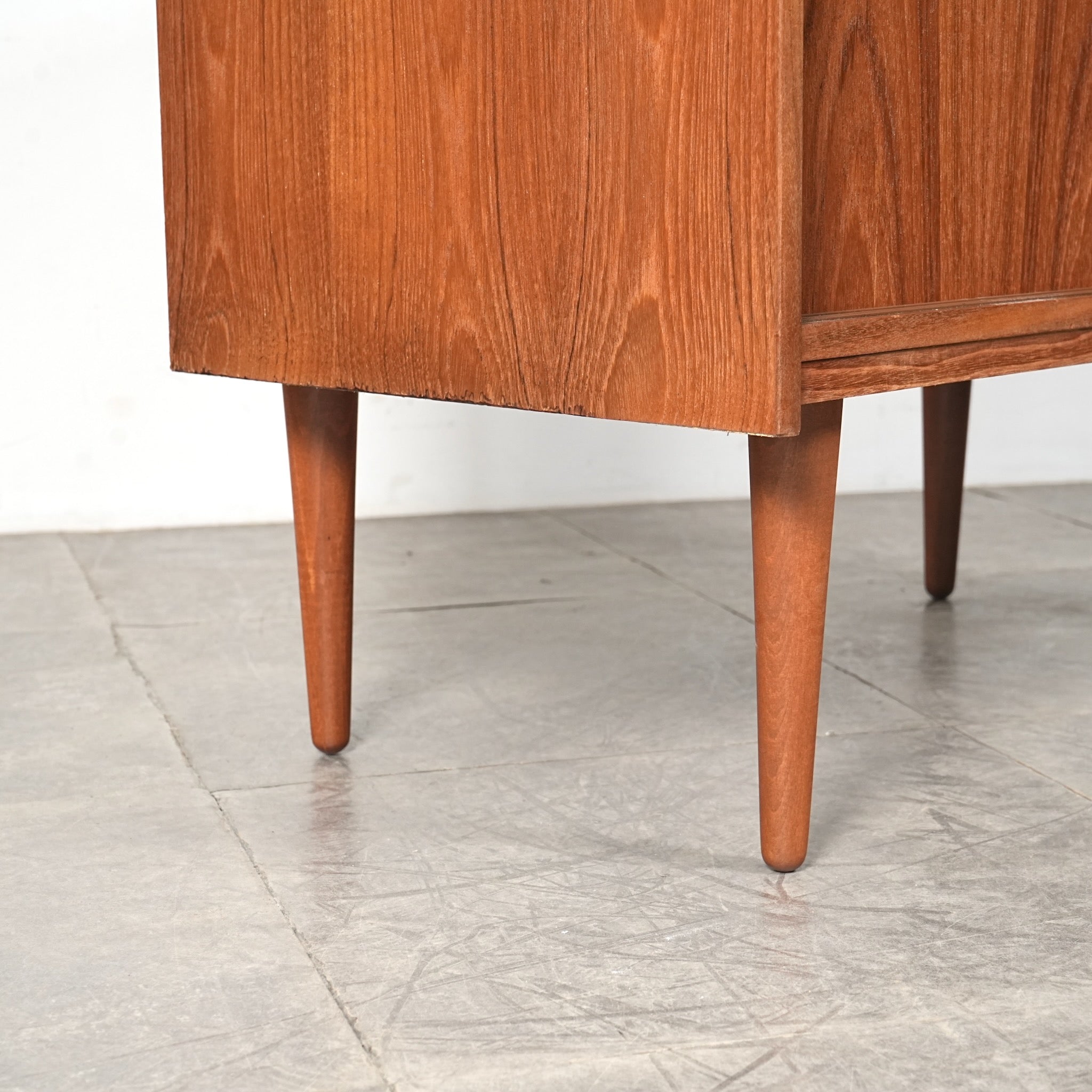 デンマークヴィンテージ キャビネット – TIME HYPE