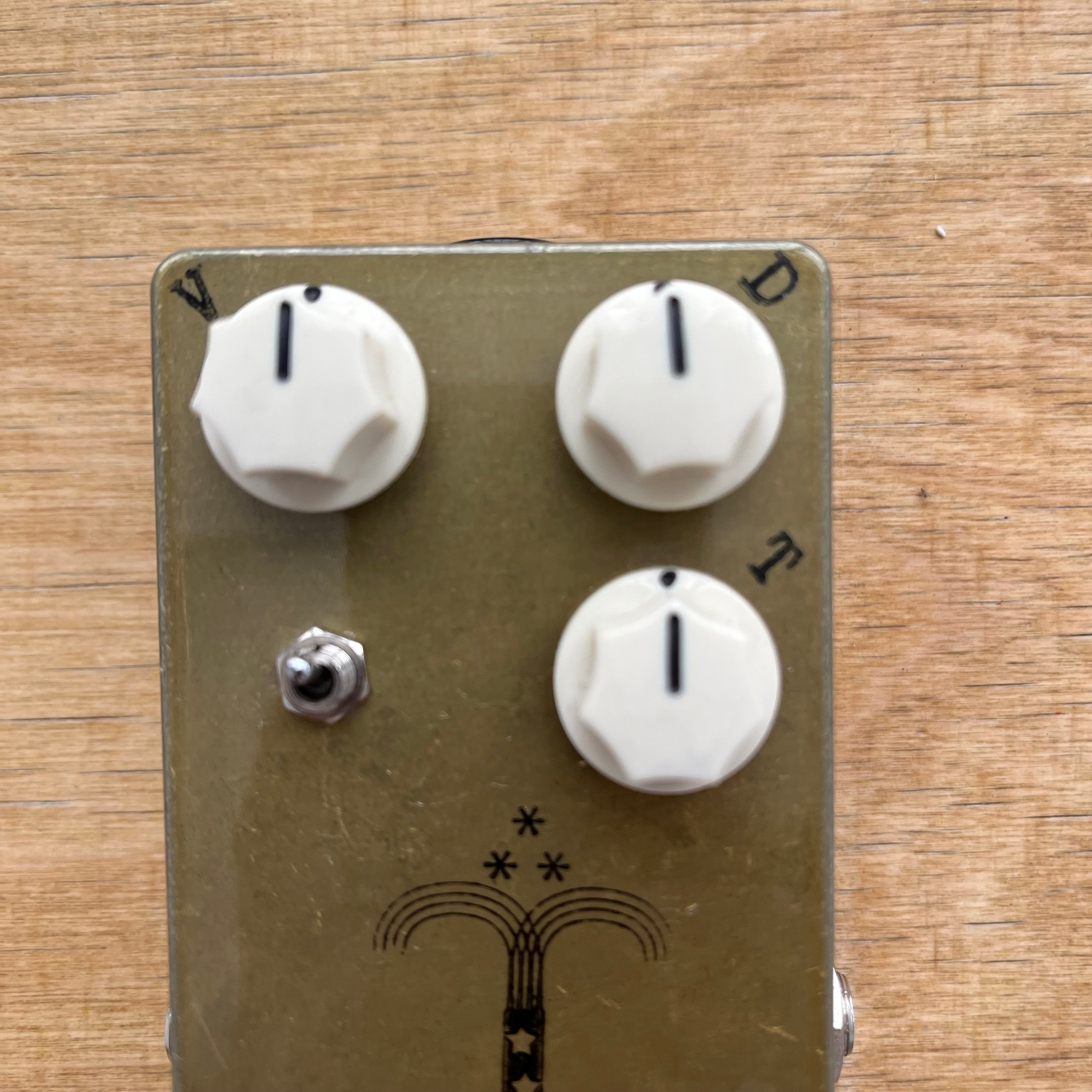 JHS Morning Glory V3 2012 - Gold | Tone Wolf