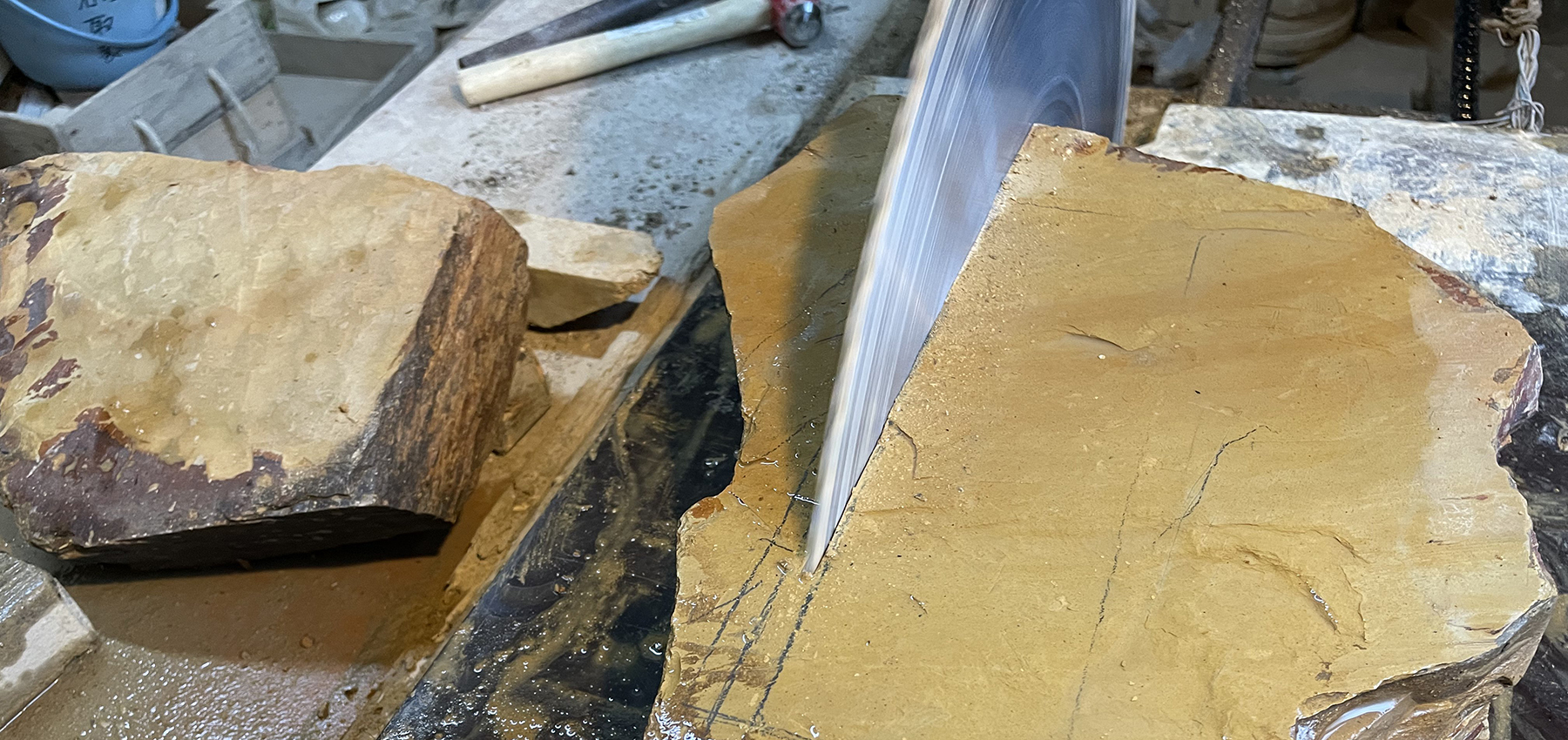 天然砥石の採掘・販売 砥取家（ととりや）【京都・亀岡】合さ・巣板