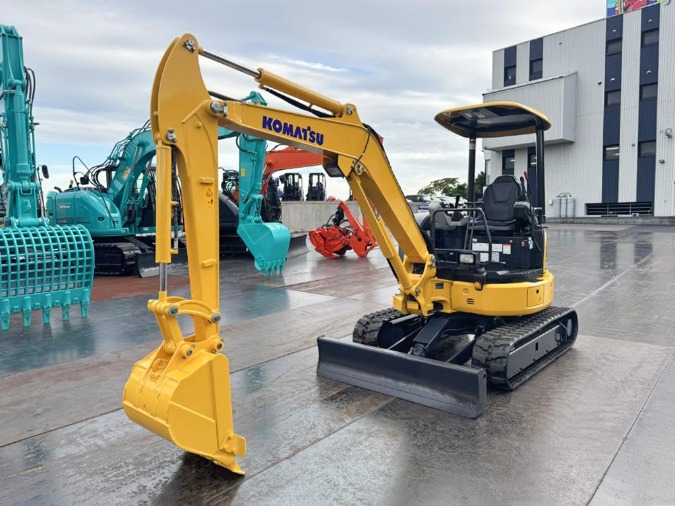 日立建機 ZX40U-5A ミニユンボ（ミニショベル）2t~3t 中古重機・建機