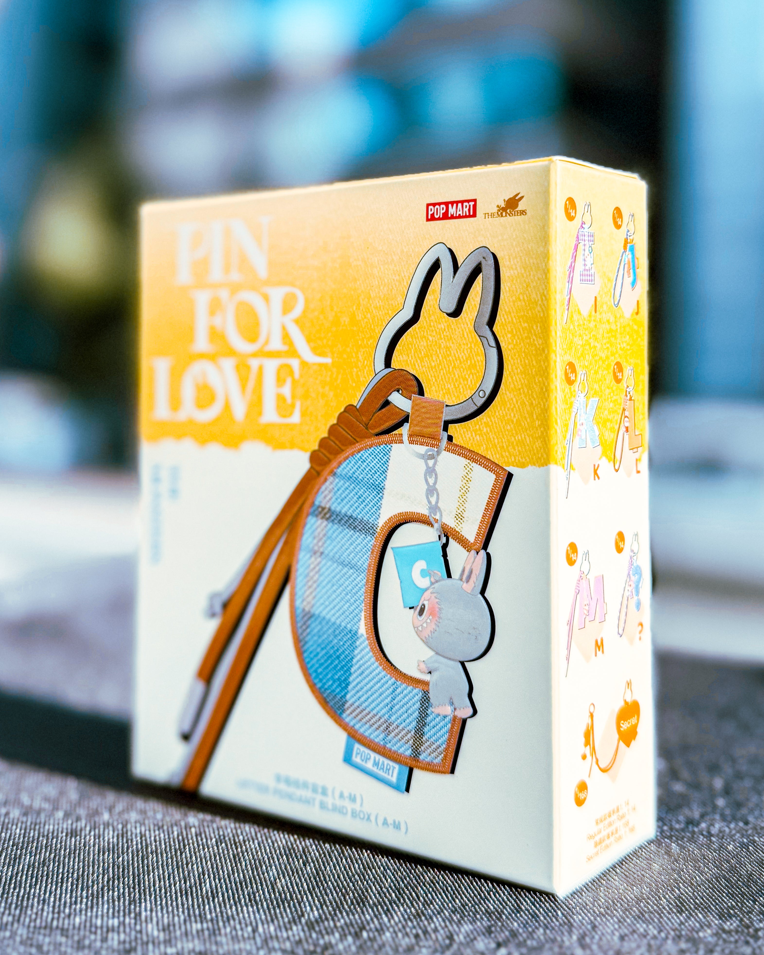 ラブブ PIN FOR LOVEアソートボックス(A-M) アルファベット ラブブ PIN