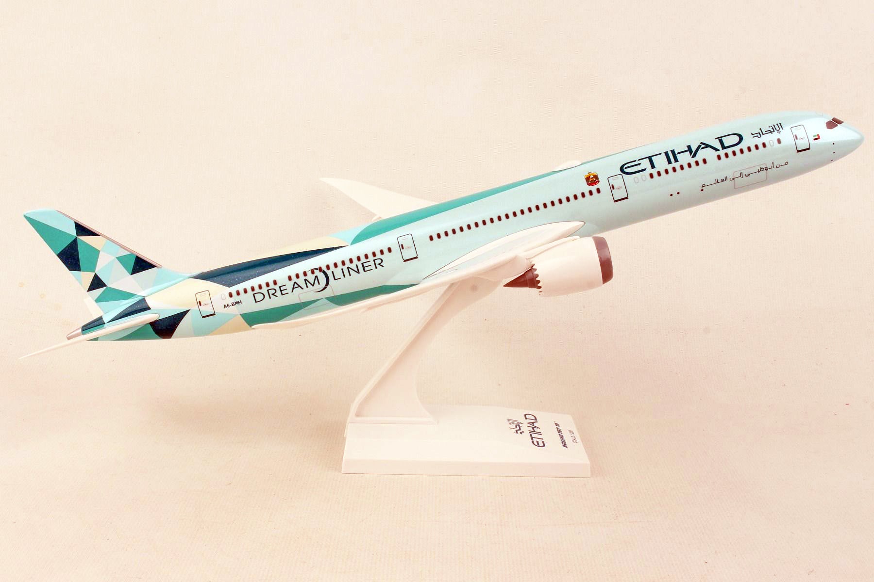 SkyMarks 787-10 エティハド航空 グリーンライナー A6-BMH (ギアなし