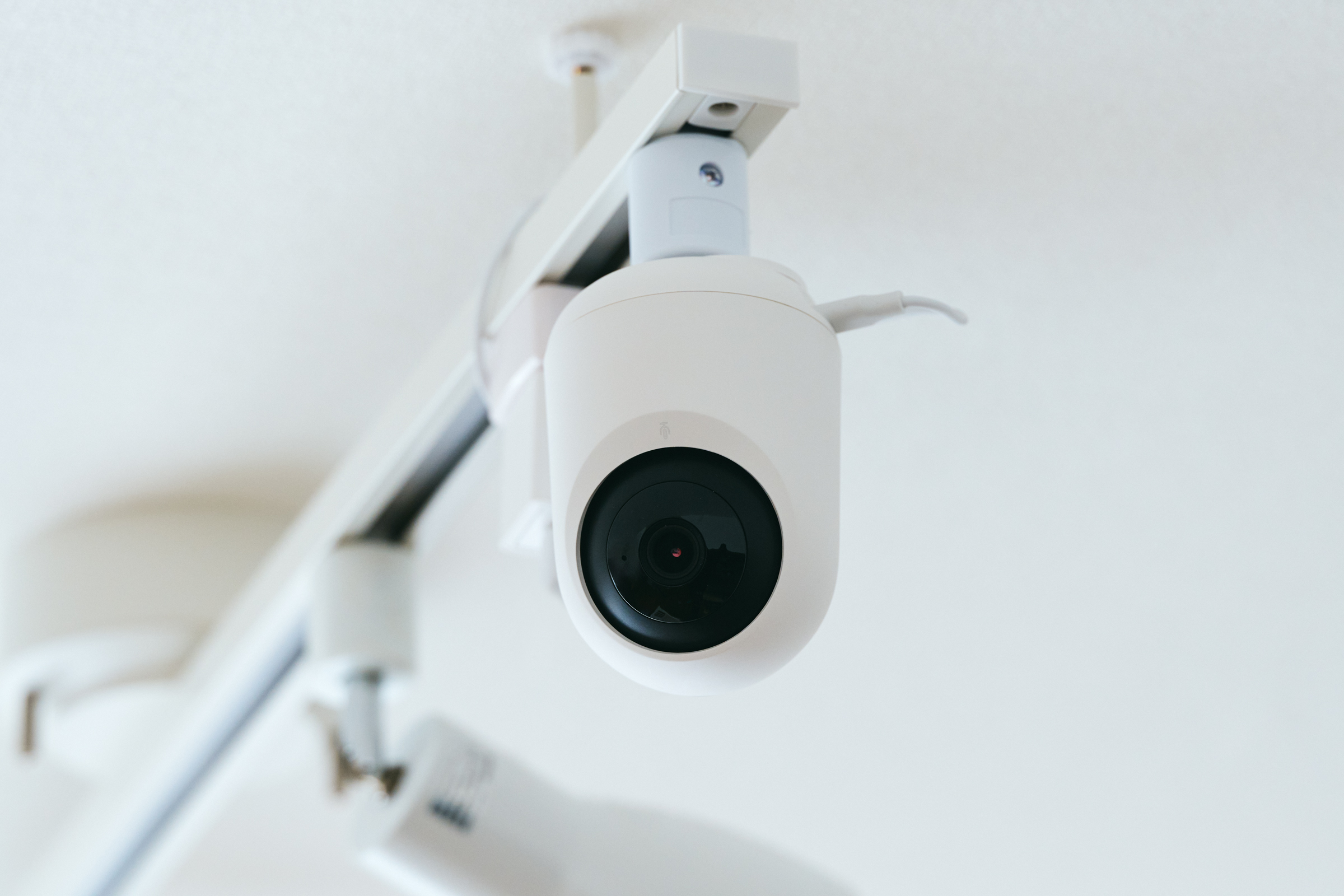 スマートホーム】賃貸OK。「SwitchBot 見守りカメラ Plus」を工事無し