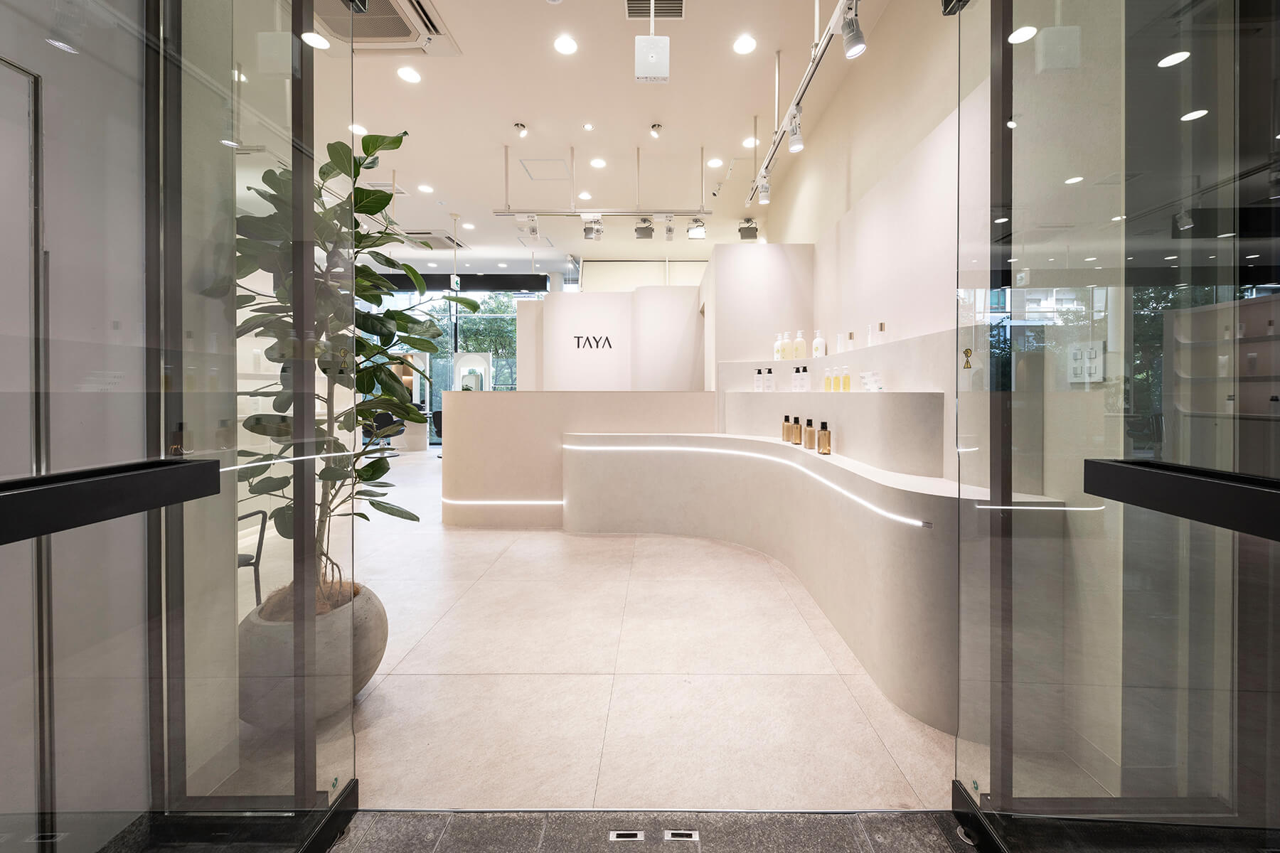 TAYA 天神店／Fukuoka | 美容室(サロン)の設計・内装・デザイン≪タフ