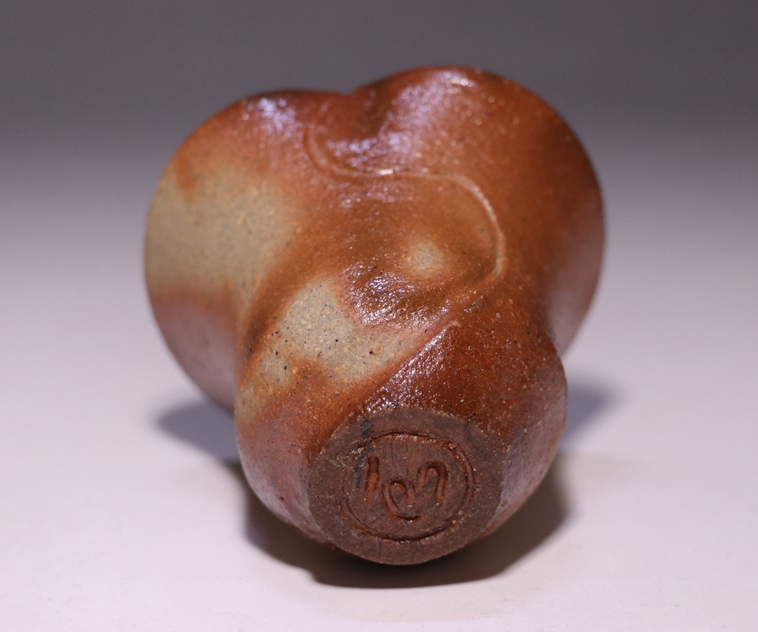 末田 恵 作 「備前緋襷酒器」 ～備前焼専門卸小売店 川口陶楽苑～