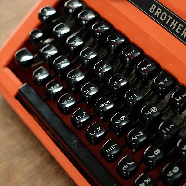 BROTHER Young Elite タイプライター（カタカナ）インクリボン交換済み
