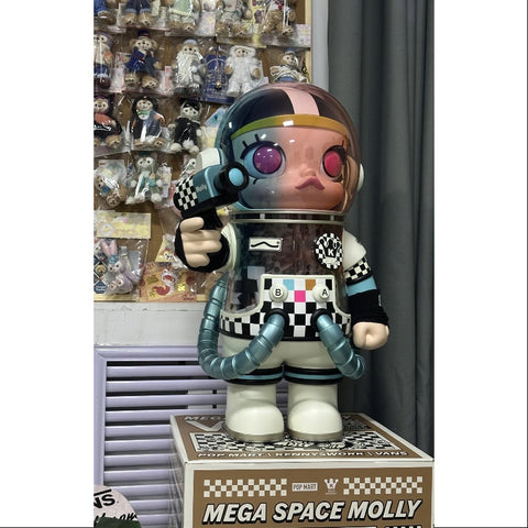 MEGA SPACE MOLLY 1000% VANS 2025 Limited Edition – TOYSEZ