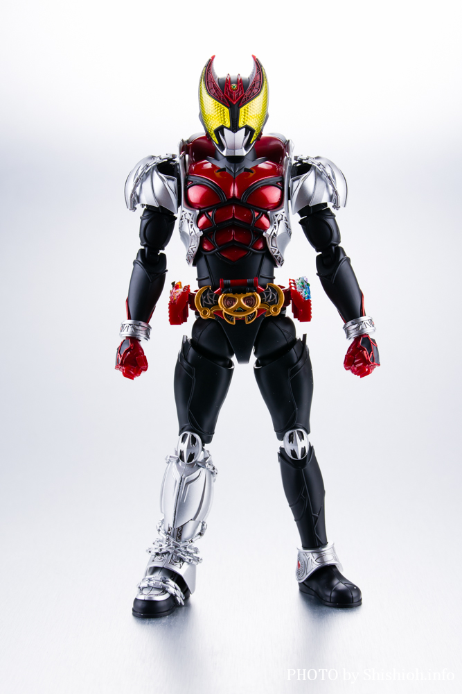 S.I.C 仮面ライダーキバ フィギュア Amazon.co.jp: TAMASHII NATIONS