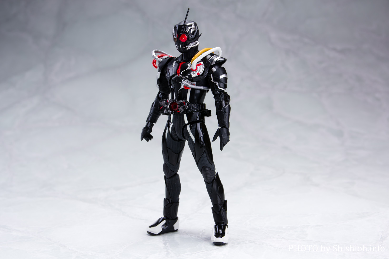 レビュー】S.H.Figuarts 仮面ライダーアークゼロ＆アークエフェクト