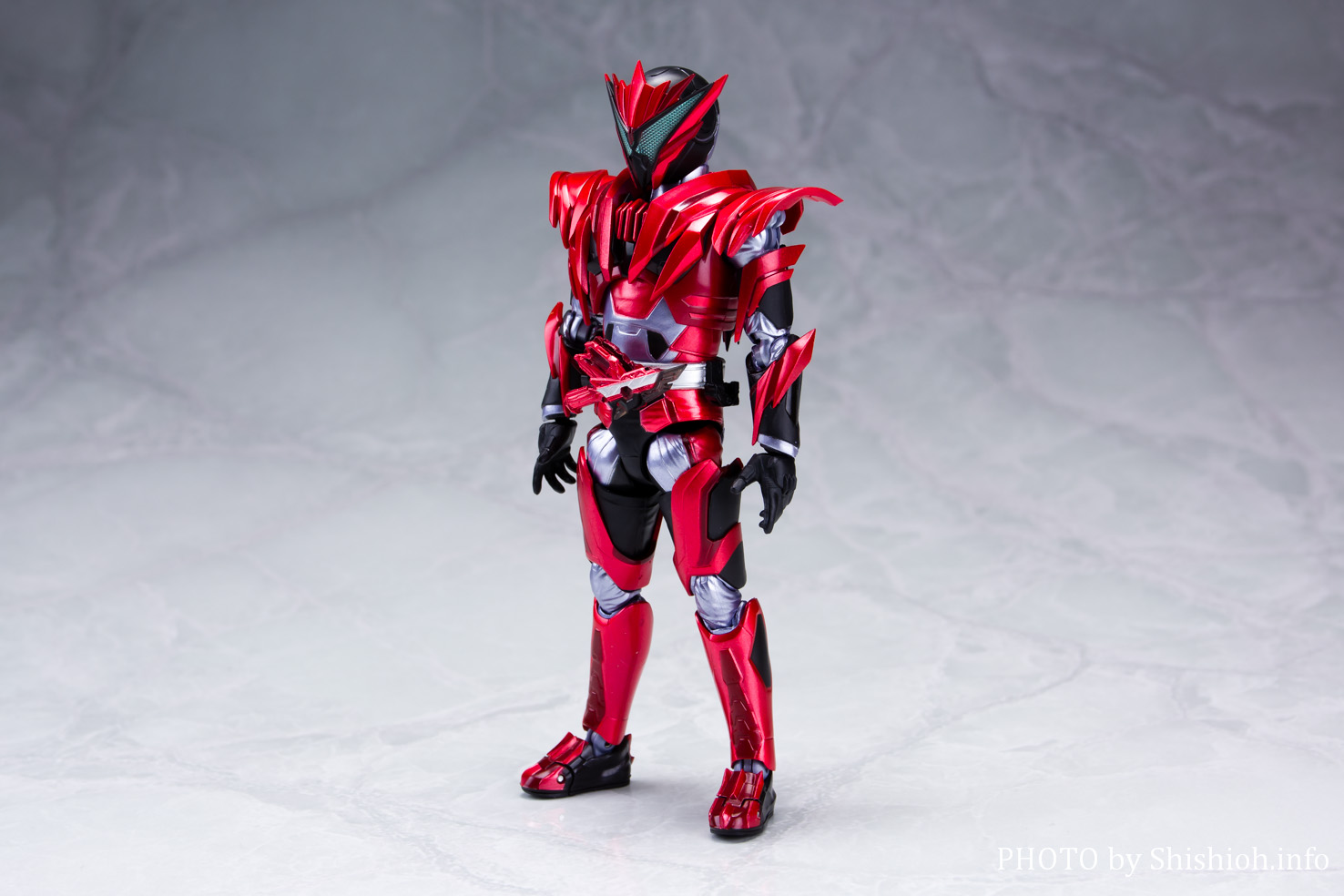レビュー】 S.H.Figuarts 仮面ライダー迅 バーニングファルコン