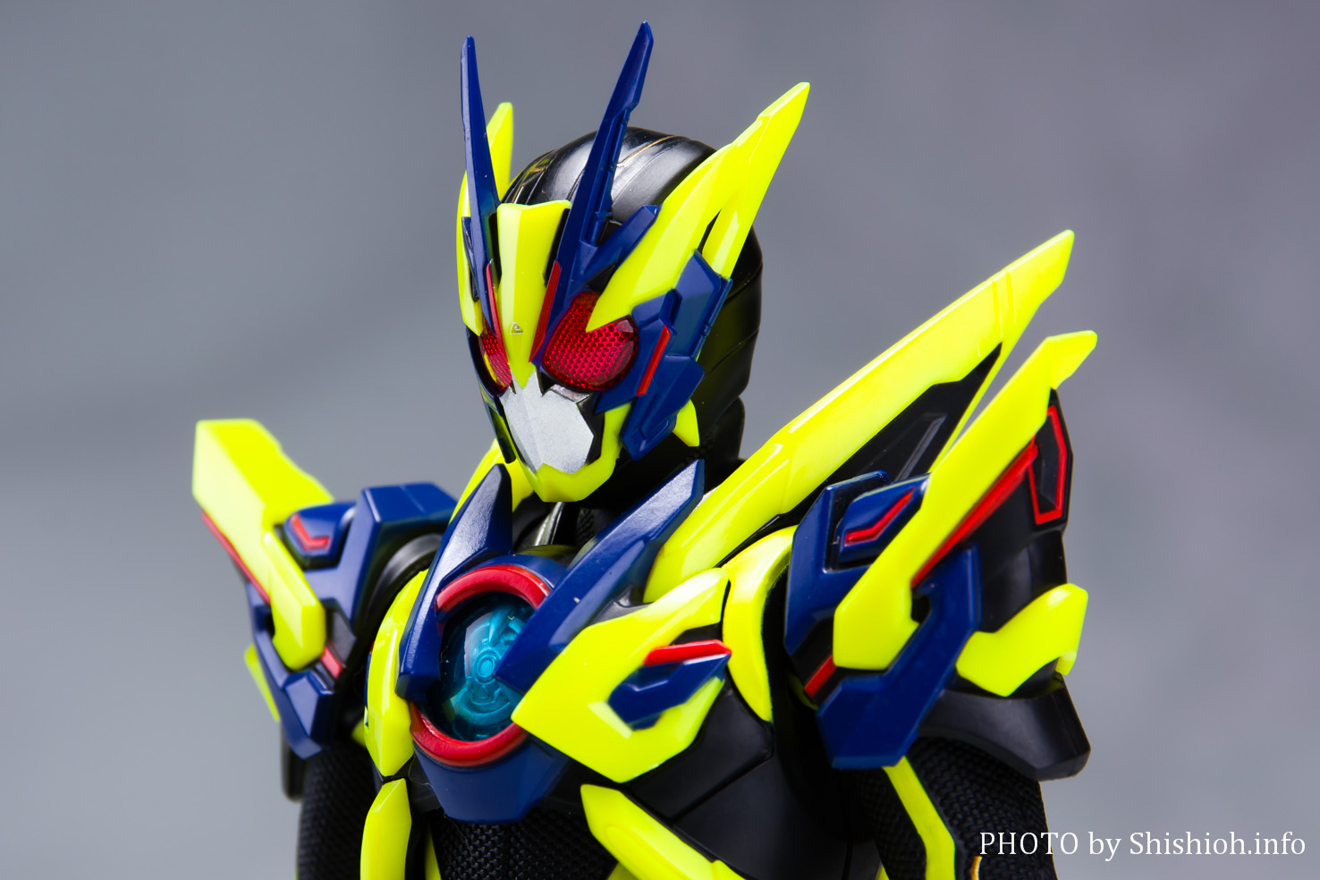 S.H.フィギュアーツ 仮面ライダーゼロワン シャイニングアサルト