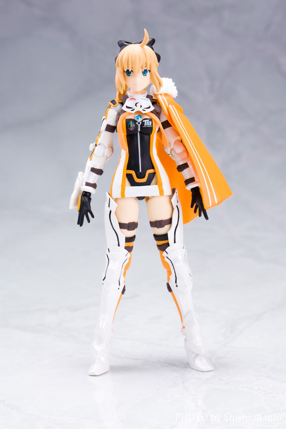 Fate アルトリア セイバー レーシングクイーン fate fgo アルトリア