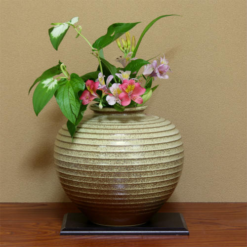 備前焼八角形陶器花瓶 赤白グラデーション