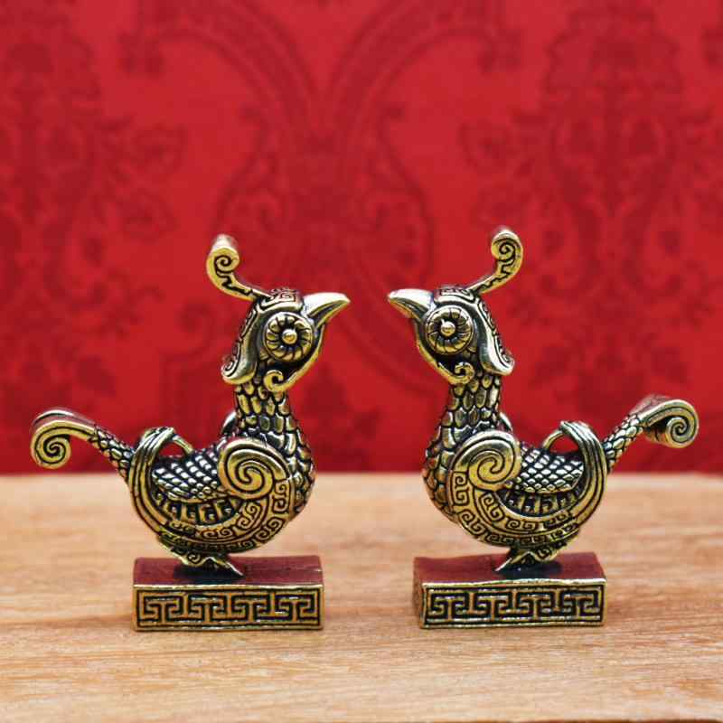 楽天市場】置物 銅雀 金烏 霊雀 鳥モチーフ 真鍮製 銅製 新古典 鋳造品